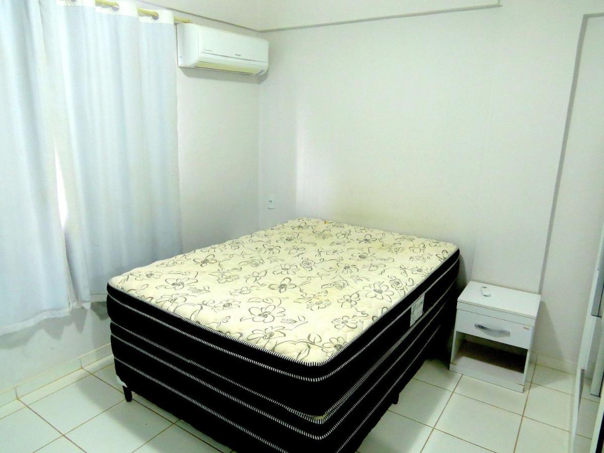 Lagoa Flat Service - Apartamentos Para Temporada Caldas Novas Kültér fotó