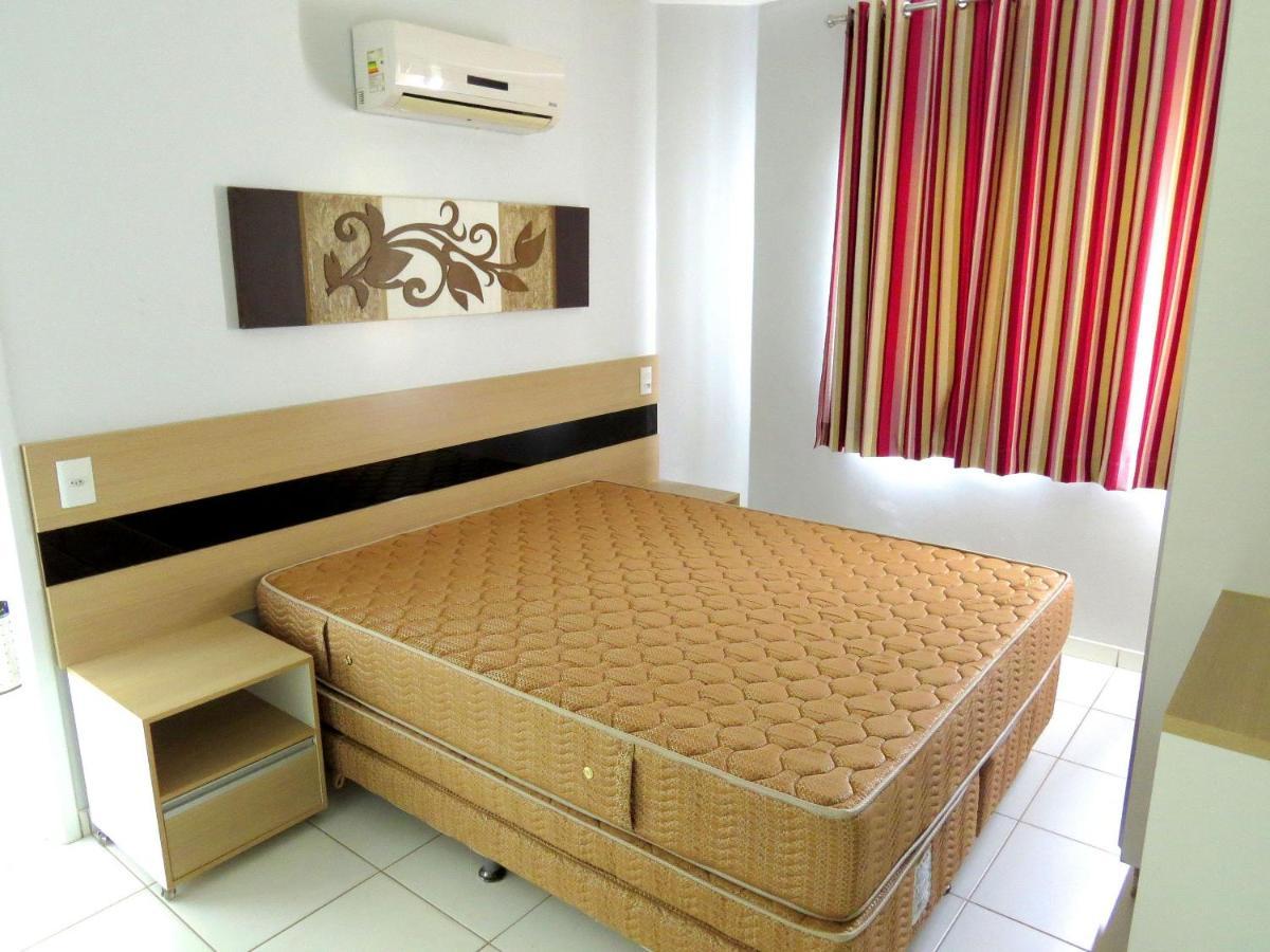 Lagoa Flat Service - Apartamentos Para Temporada Caldas Novas Kültér fotó